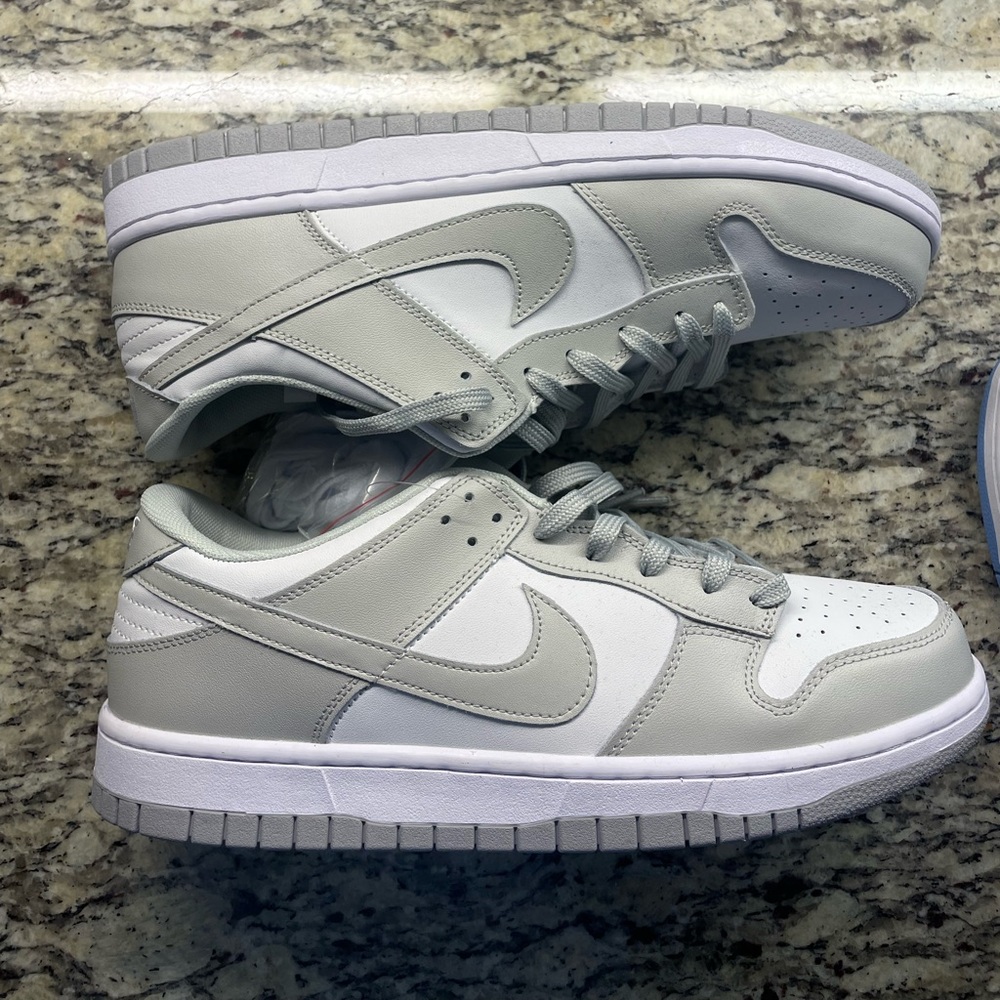 Nike light fog dunks sz 14 NWOB!!